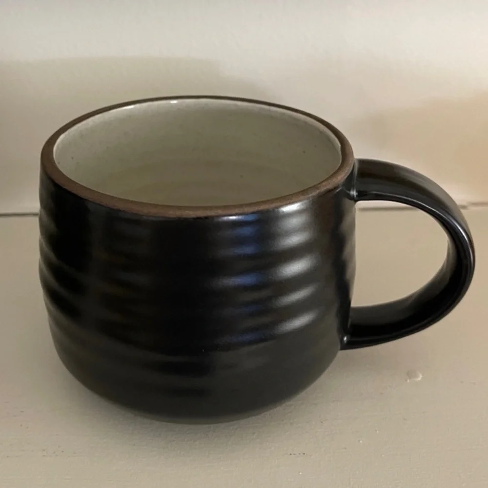 COPY - 2 x Crate&barrel 18th street mugs